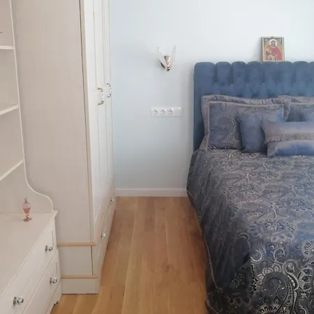 Apartamento на 2 мин от плажа!victoria- две спални делукс до морската градина и центъра Burgas