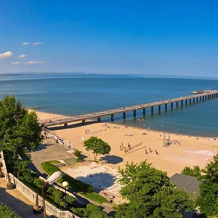Victoria- две спални делукс до морската градина и центъра Burgas City
