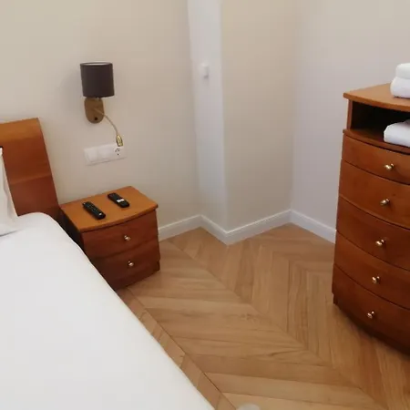 на 2 мин от плажа!victoria- две спални делукс до морската градина и центъра Apartamento *