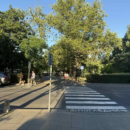 Lejlighed Victoria- две спални делукс до морската градина и центъра Burgas City