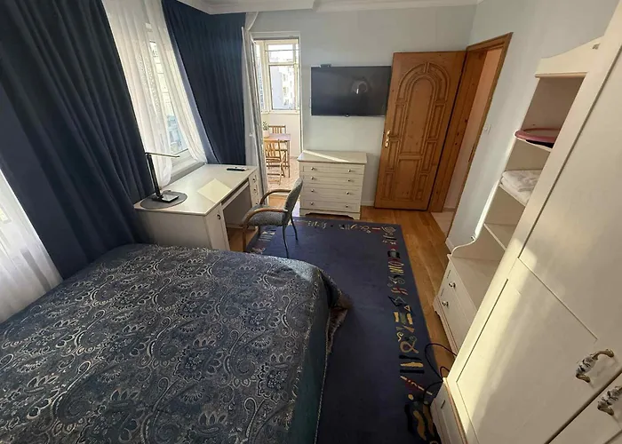 Victoria- две спални делукс до морската градина и центъра *