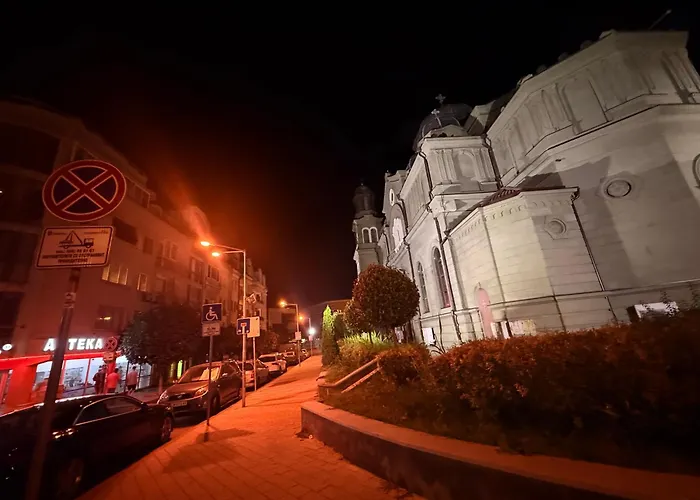 Victoria- две спални делукс до морската градина и центъра Daire