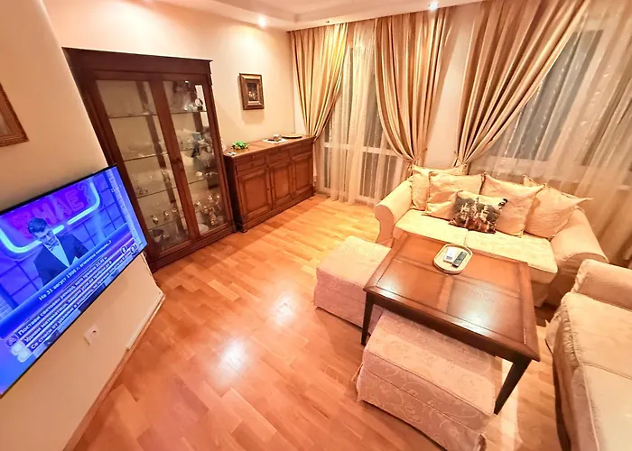 Daire Victoria- две спални делукс до морската градина и центъра Burgaz