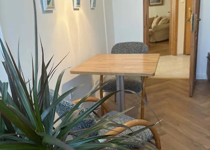 公寓 Victoria- две спални делукс до морската градина и центъра