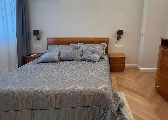 公寓 Victoria- две спални делукс до морската градина и центъра *