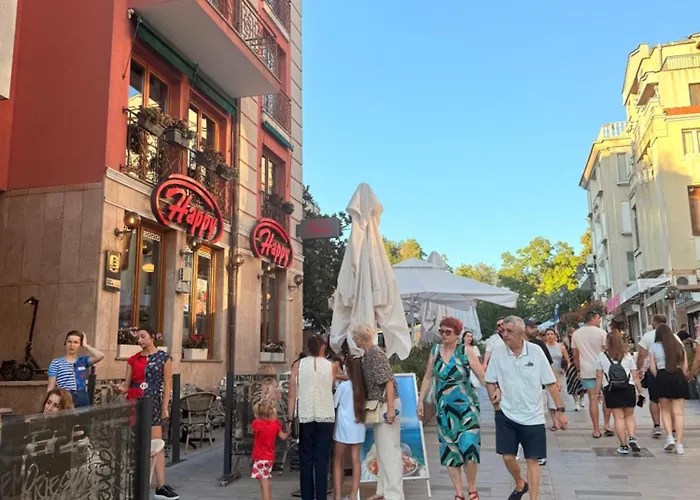 Victoria- две спални делукс до морската градина и центъра 布尔加斯