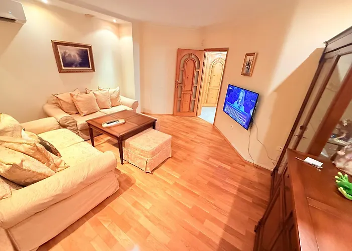 公寓 Victoria- две спални делукс до морската градина и центъра *